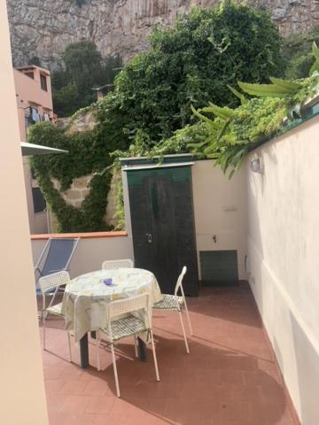Apartmán Monolocale I Delfini Mondello Exteriér fotografie