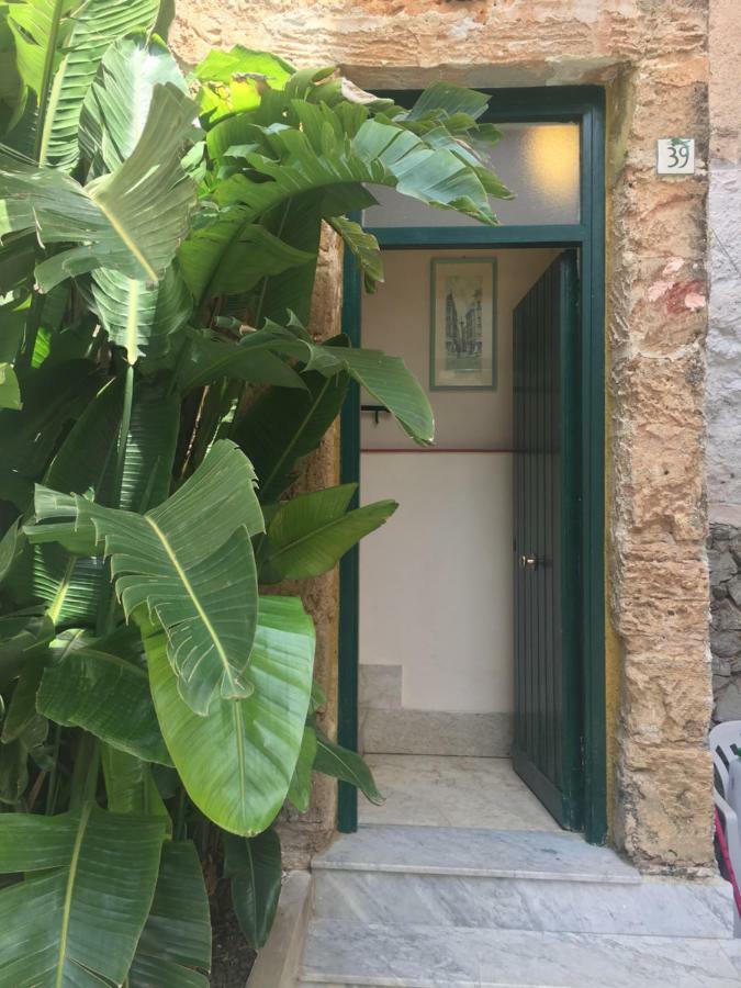Apartmán Monolocale I Delfini Mondello Exteriér fotografie